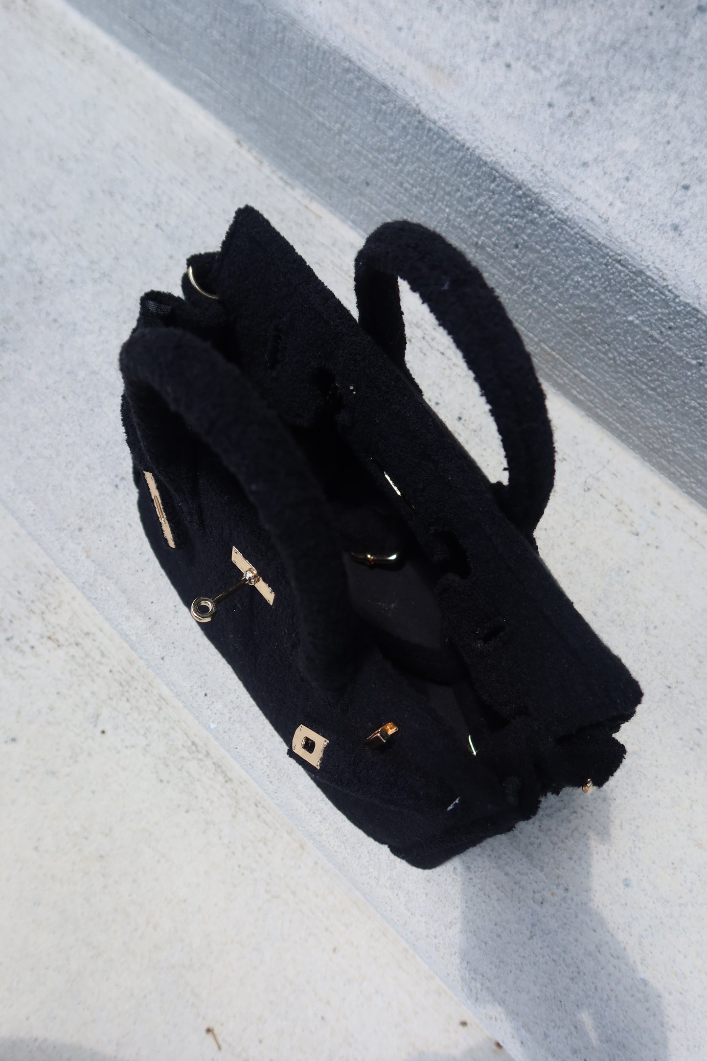 SMALL JET BLACK TERRY TOTE
